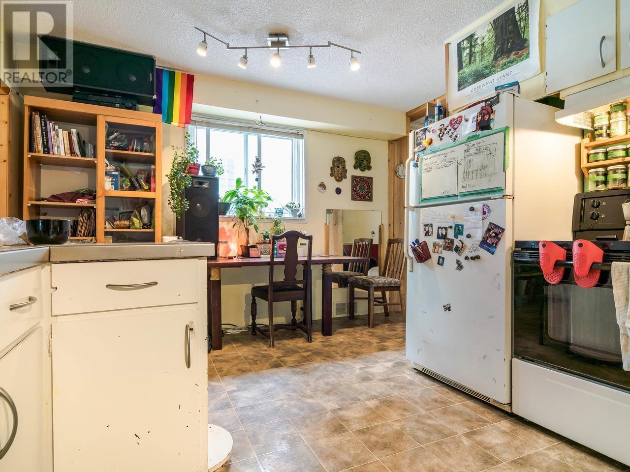 4711 Gothard Street, Vancouver, British Columbia  V5R 3L1 - Photo 10 - R2976890