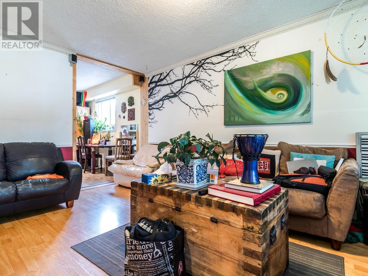 4711 Gothard Street, Vancouver, British Columbia  V5R 3L1 - Photo 5 - R2976890