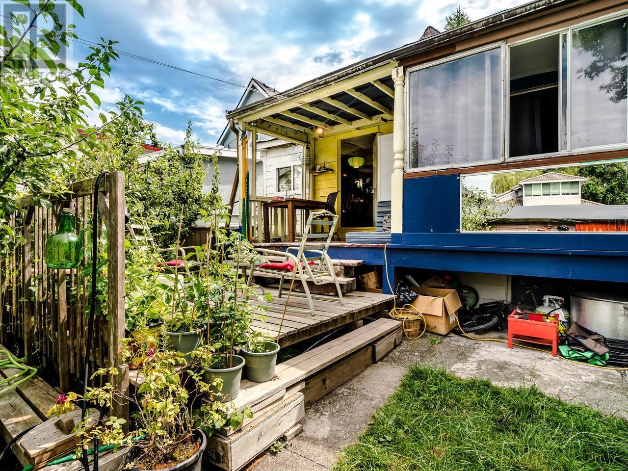 4711 Gothard Street, Vancouver, British Columbia  V5R 3L1 - Photo 15 - R2976890
