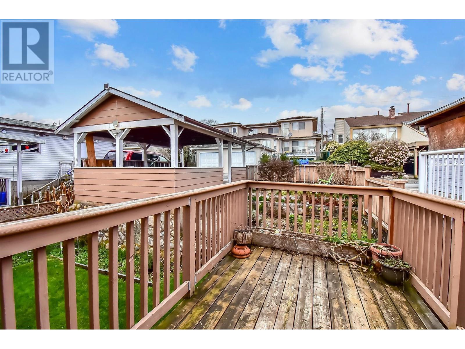 5477 Portland Street, Burnaby, British Columbia  V5J 2R5 - Photo 22 - R2981962