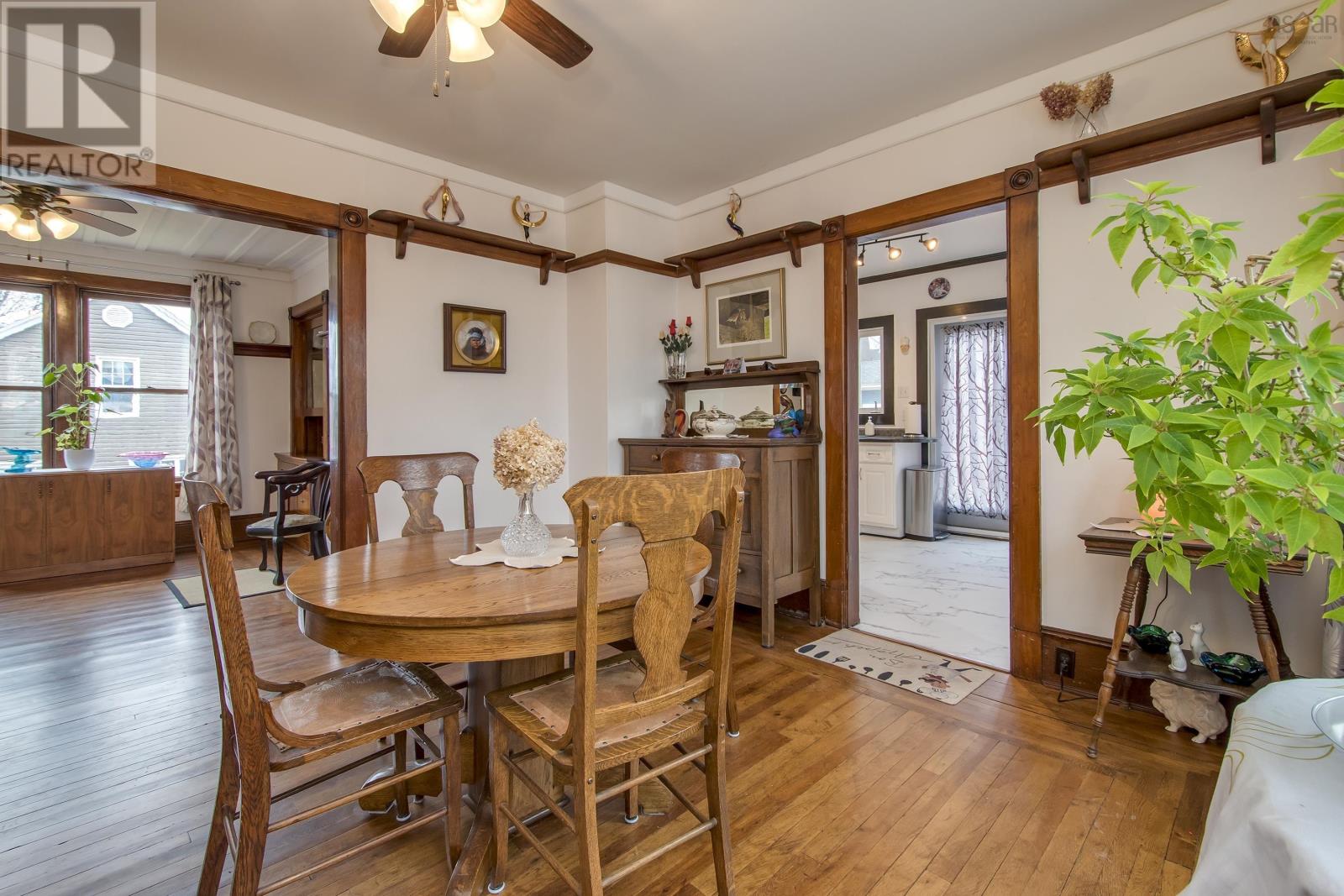 31 Maple Street, Bridgewater, Nova Scotia  B4V 2E2 - Photo 10 - 202505784