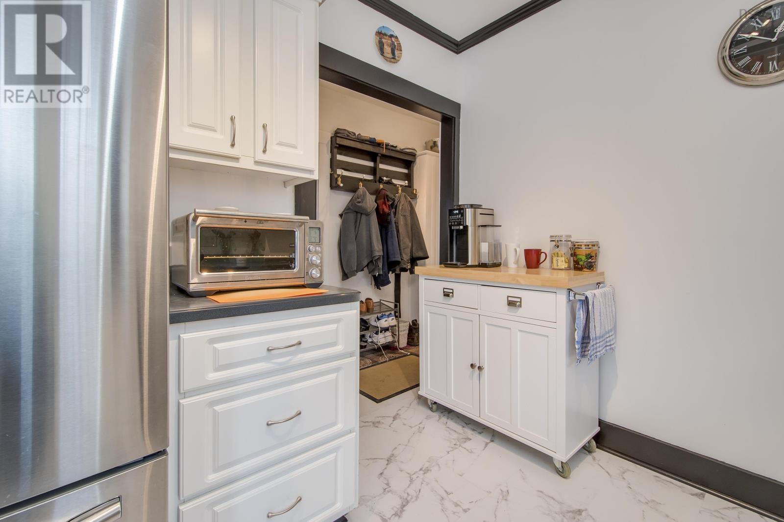 31 Maple Street, Bridgewater, Nova Scotia  B4V 2E2 - Photo 18 - 202505784