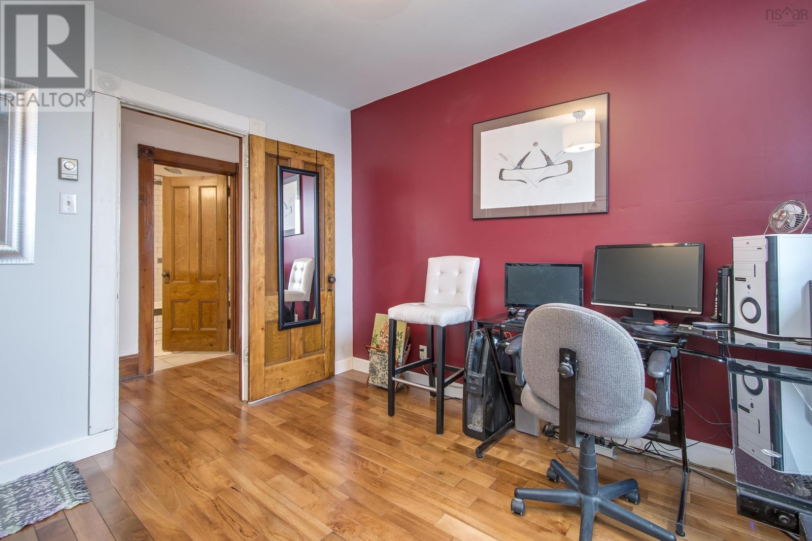 31 Maple Street, Bridgewater, Nova Scotia  B4V 2E2 - Photo 34 - 202505784