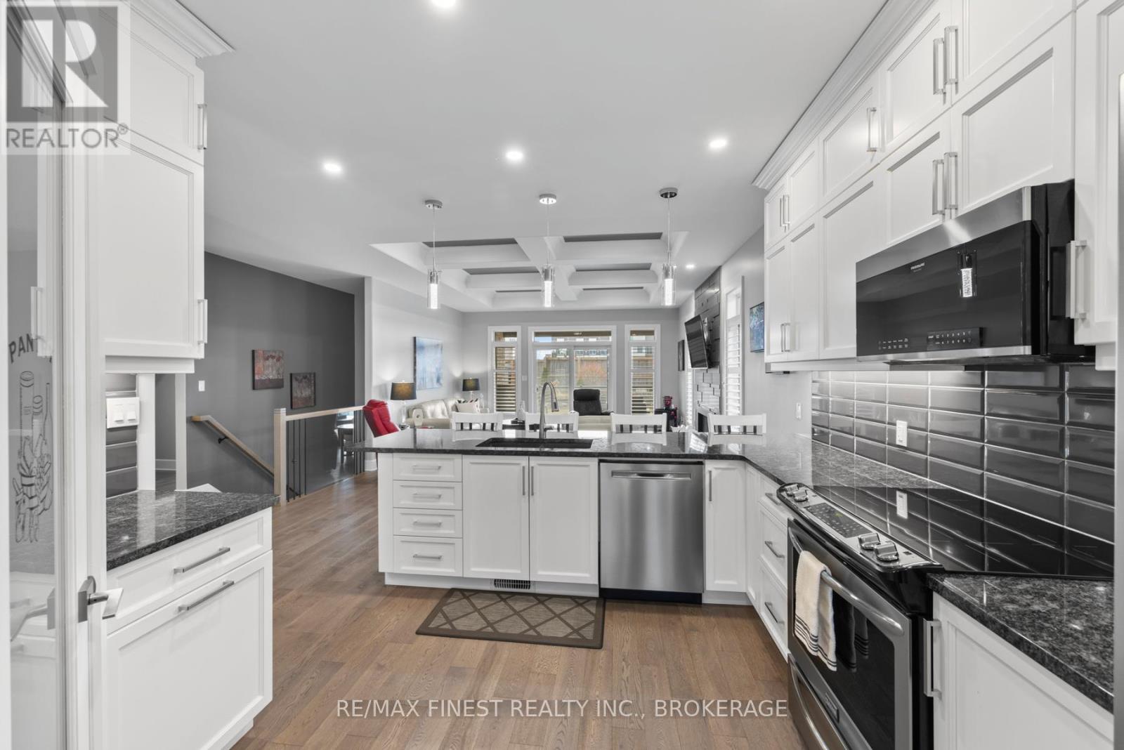 246 Pauline Tom Avenue, Kingston, Ontario  K7K 0G1 - Photo 12 - X12041264