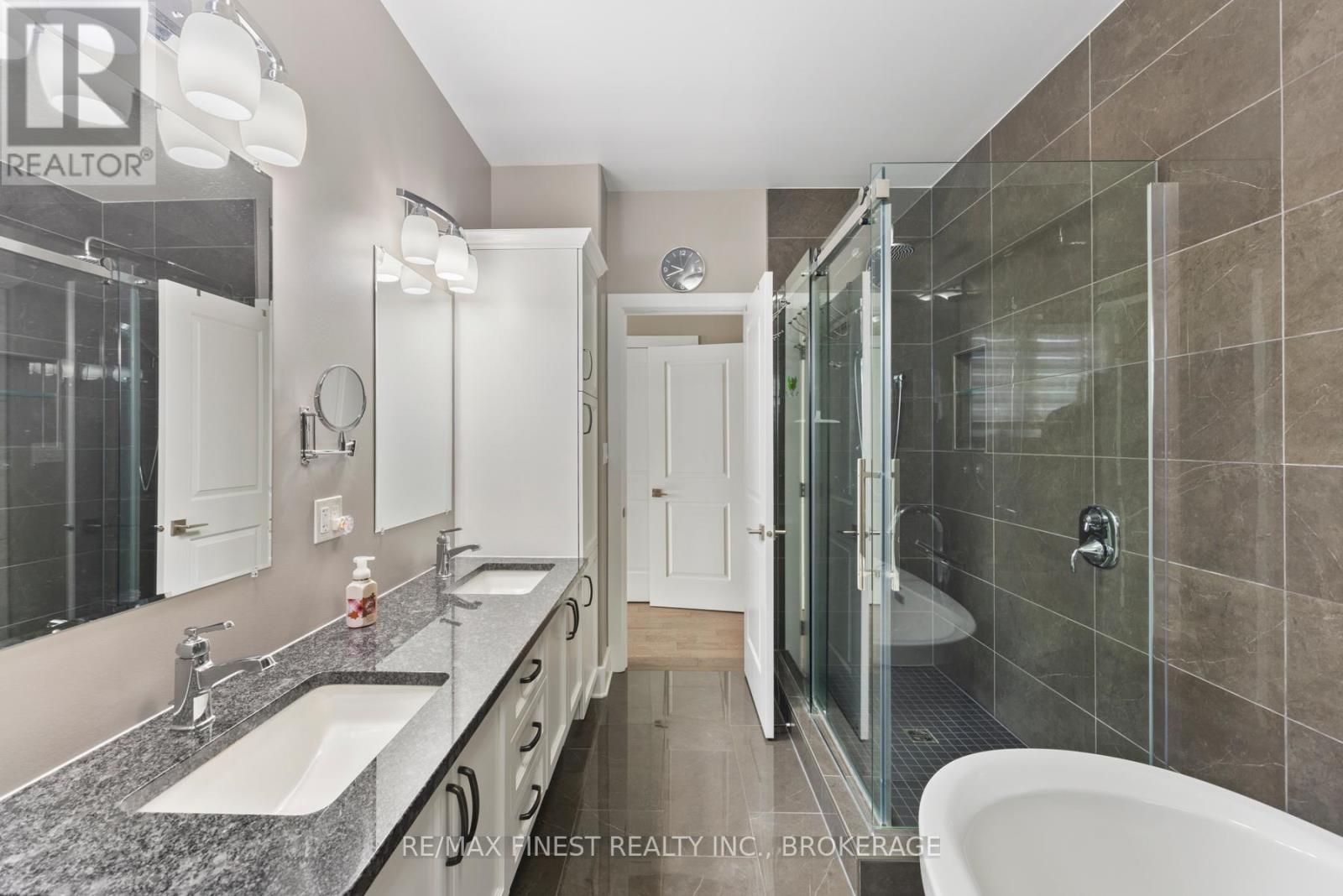 246 Pauline Tom Avenue, Kingston, Ontario  K7K 0G1 - Photo 29 - X12041264