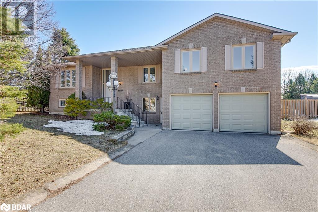 2285 Meadowland St Street, Innisfil, Ontario  L0L 1K0 - Photo 1 - 40707733