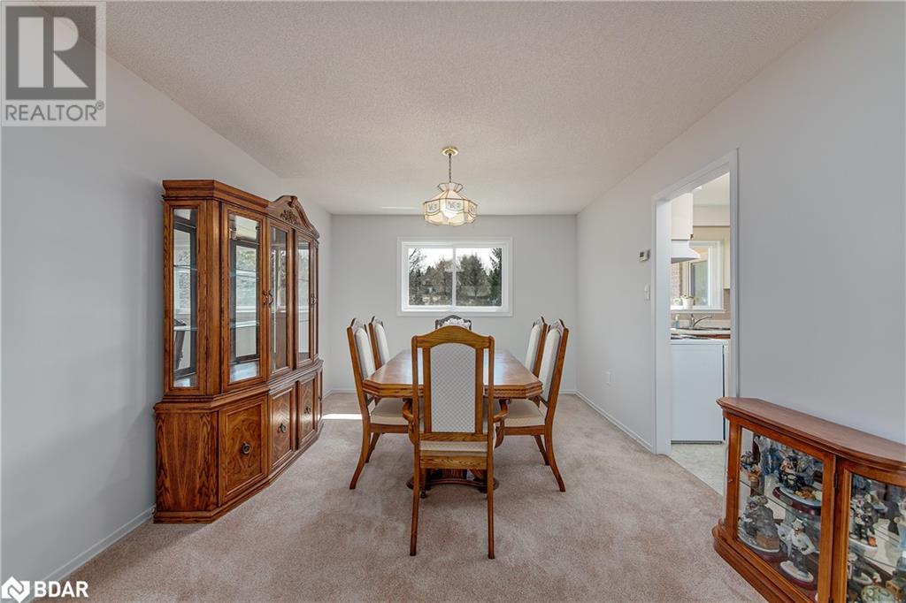 2285 Meadowland St Street, Innisfil, Ontario  L0L 1K0 - Photo 12 - 40707733