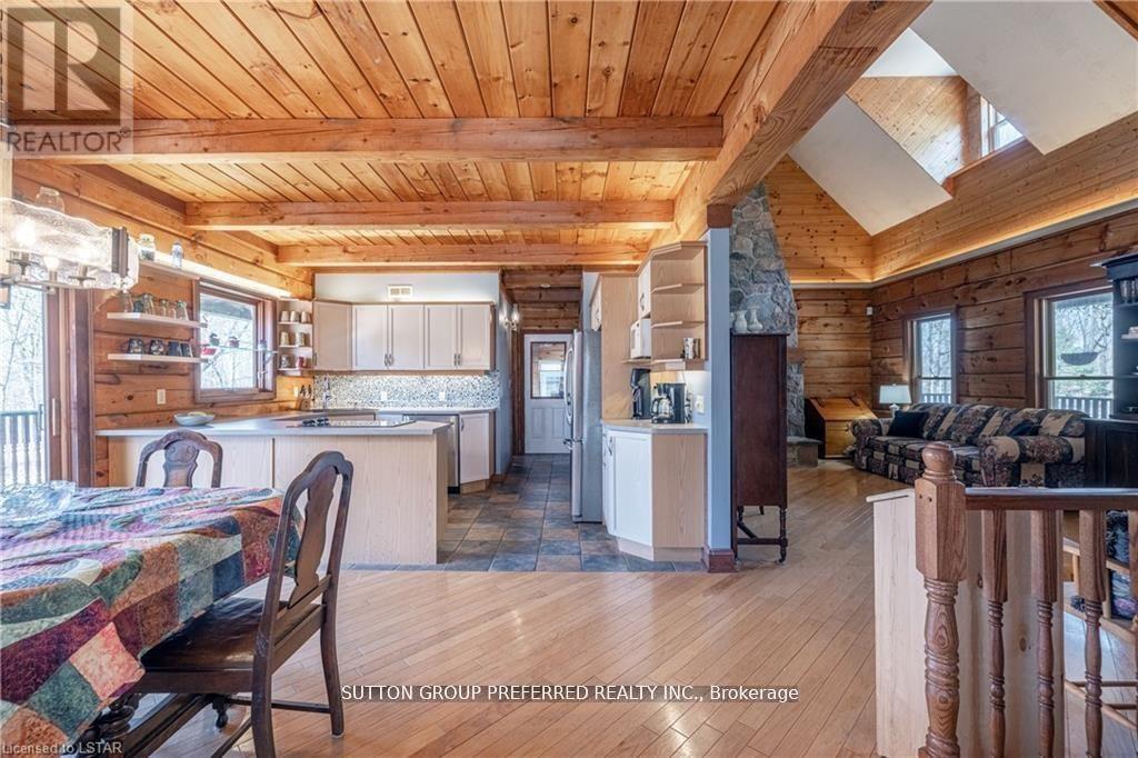 14653 Currie Road, Dutton/dunwich, Ontario  N0L 1J0 - Photo 11 - X12041227