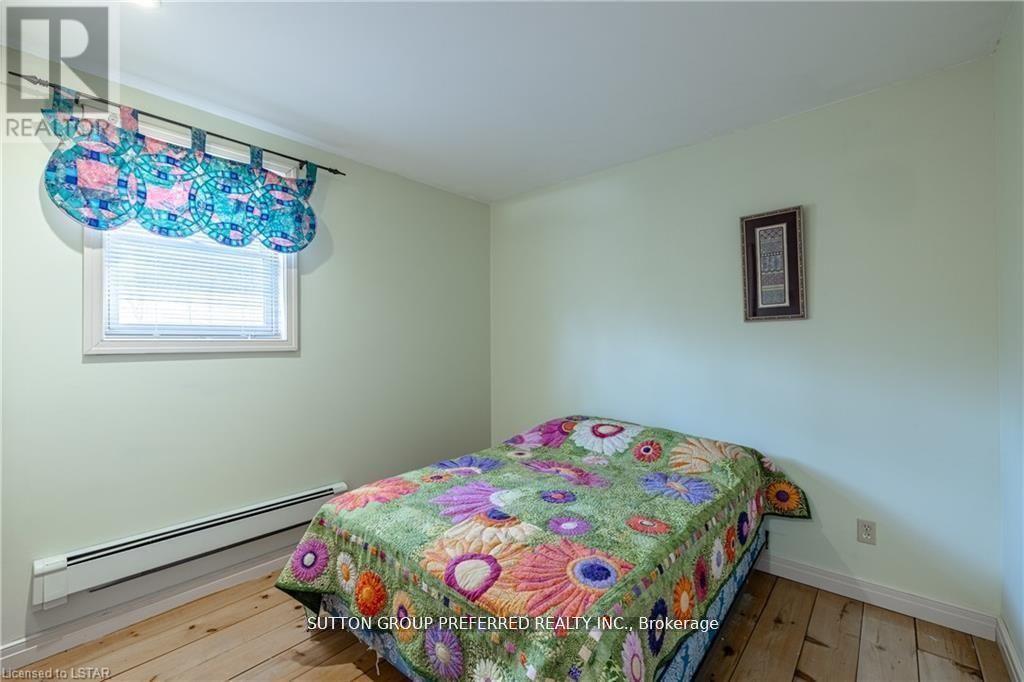 14653 Currie Road, Dutton/dunwich, Ontario  N0L 1J0 - Photo 15 - X12041227