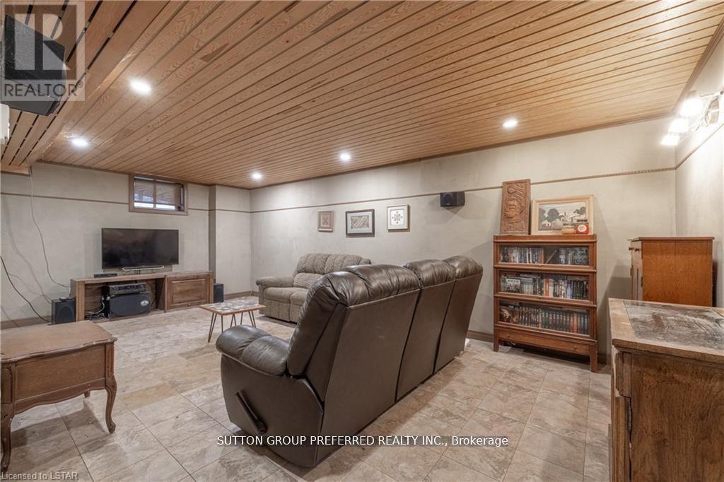 14653 Currie Road, Dutton/dunwich, Ontario  N0L 1J0 - Photo 19 - X12041227