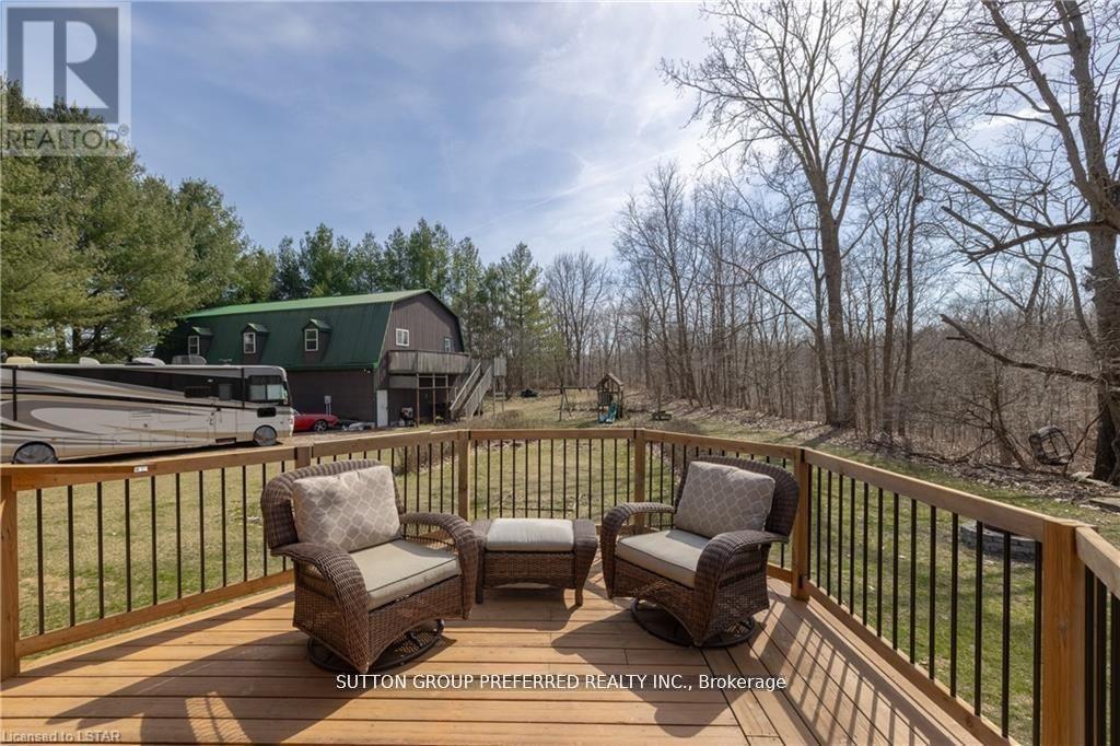 14653 Currie Road, Dutton/dunwich, Ontario  N0L 1J0 - Photo 27 - X12041227