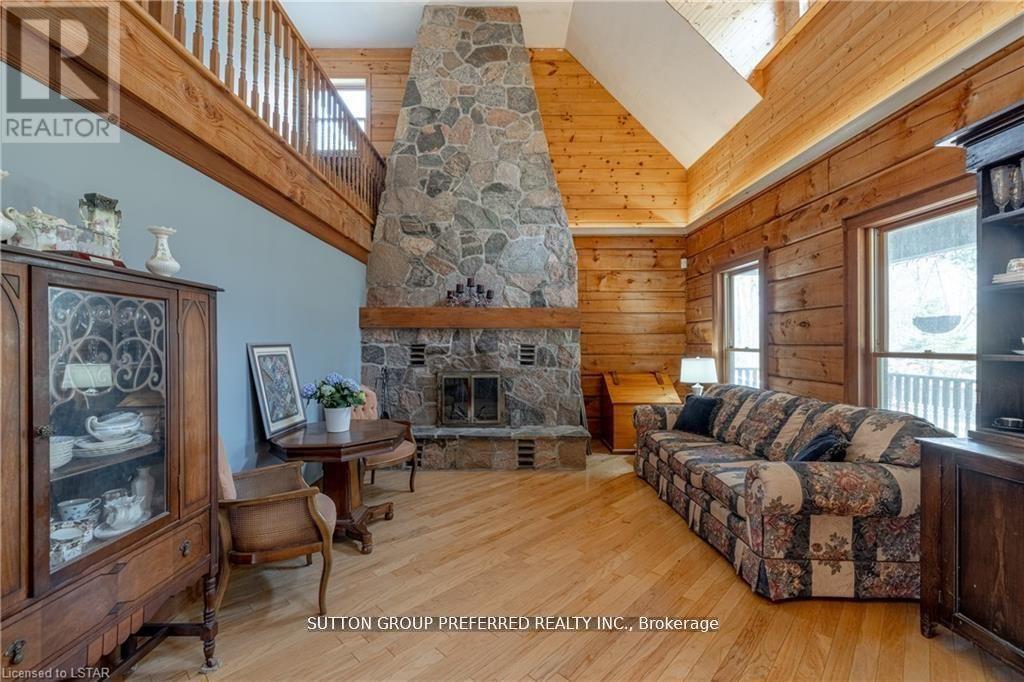 14653 Currie Road, Dutton/dunwich, Ontario  N0L 1J0 - Photo 6 - X12041227