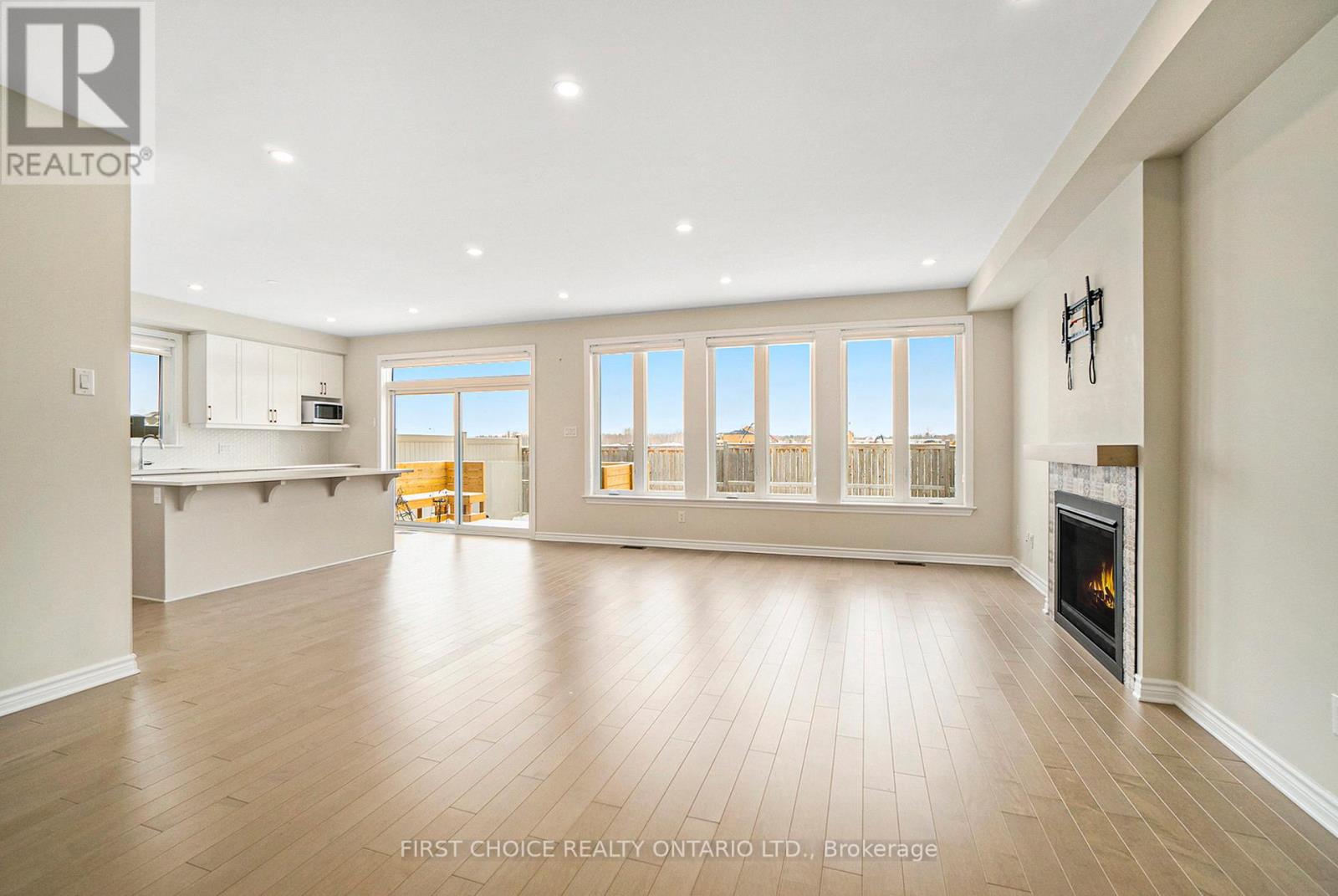 Property at 23 ACONITUM WAY image 4