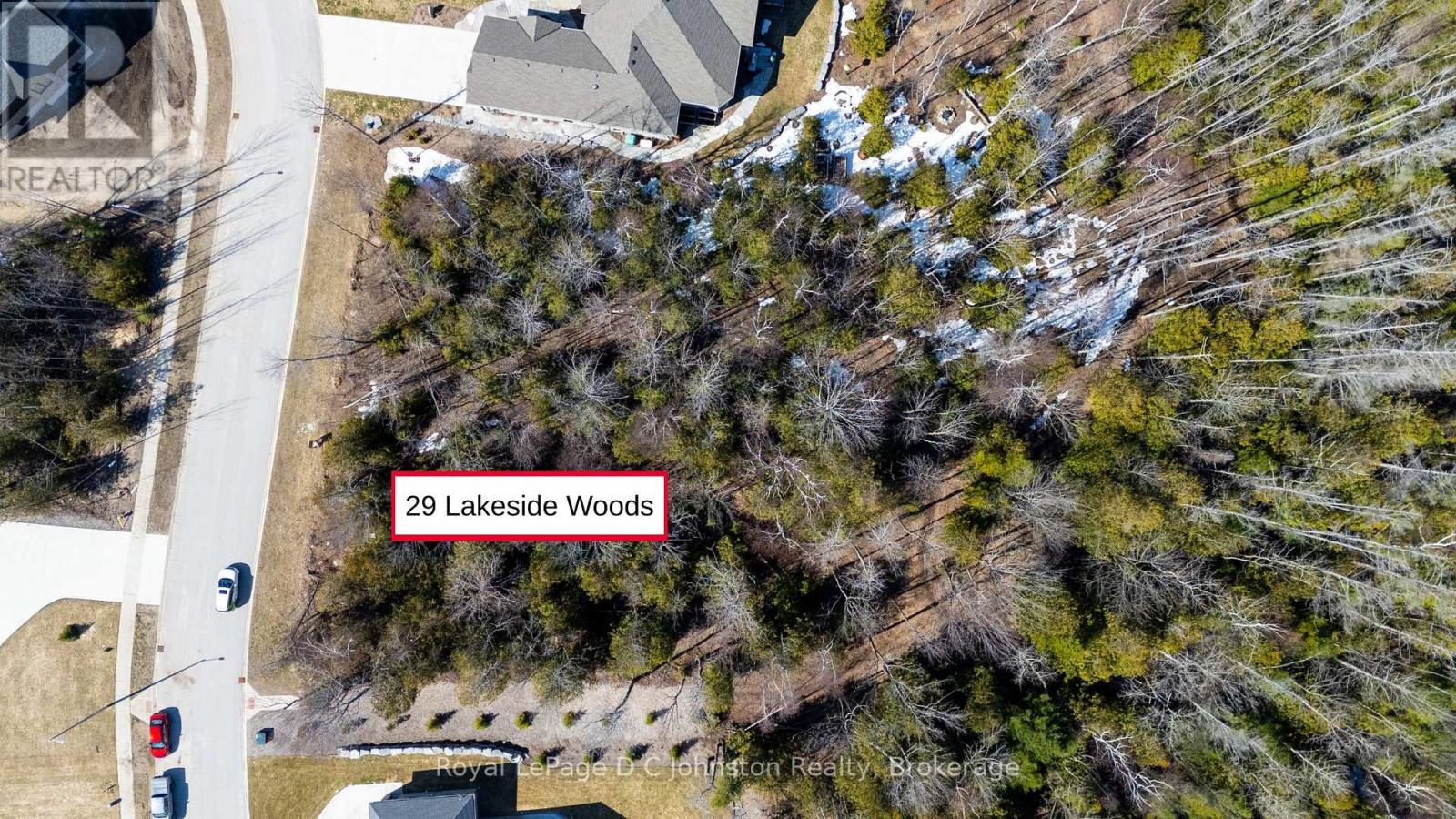 29 Lakeside Woods Crescent, Saugeen Shores, Ontario  N0H 2C6 - Photo 3 - X12041241