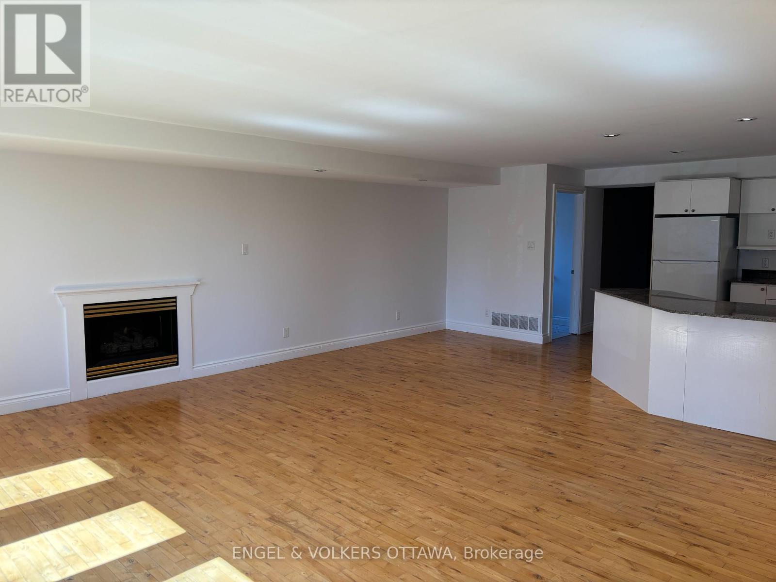 A - 306 Presland Road, Ottawa, Ontario  K1K 2B8 - Photo 11 - X12017667