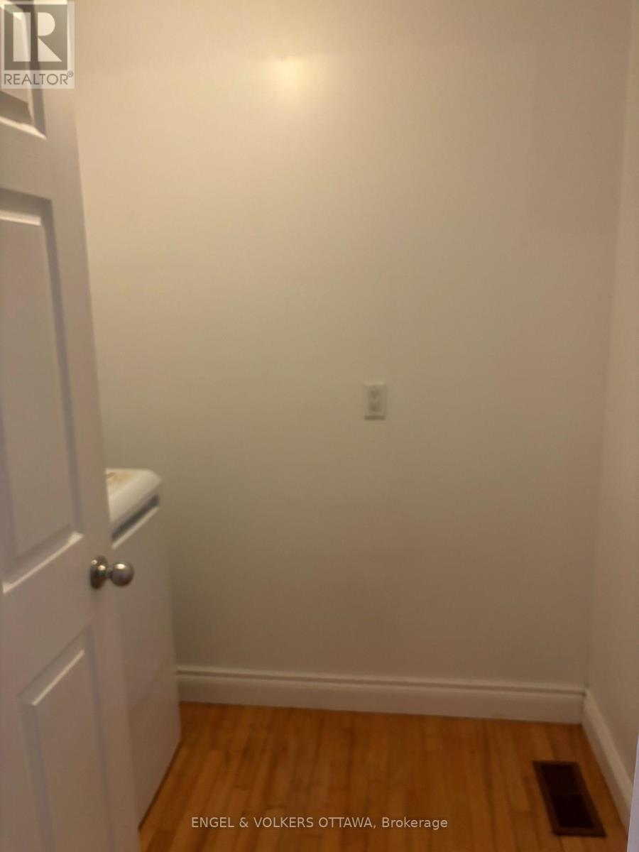 A - 306 Presland Road, Ottawa, Ontario  K1K 2B8 - Photo 15 - X12017667