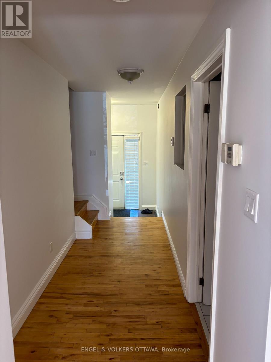 A - 306 Presland Road, Ottawa, Ontario  K1K 2B8 - Photo 3 - X12017667