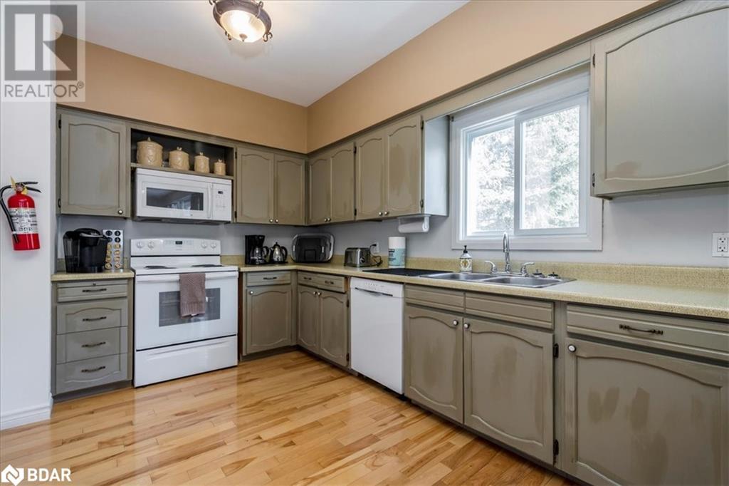 146 Carmichael Crescent, The Blue Mountains, Ontario  L9Y 0R3 - Photo 16 - 40709093