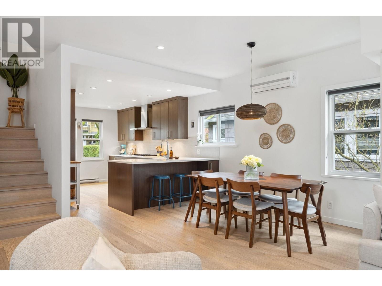 1829 W 13th Avenue, Vancouver, British Columbia  V6J 2H4 - Photo 9 - R2981493