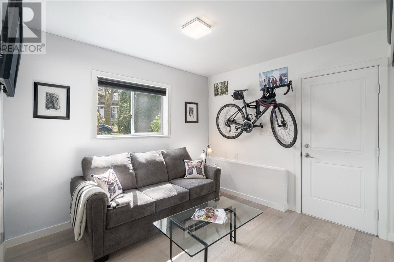 1829 W 13th Avenue, Vancouver, British Columbia  V6J 2H4 - Photo 29 - R2981493