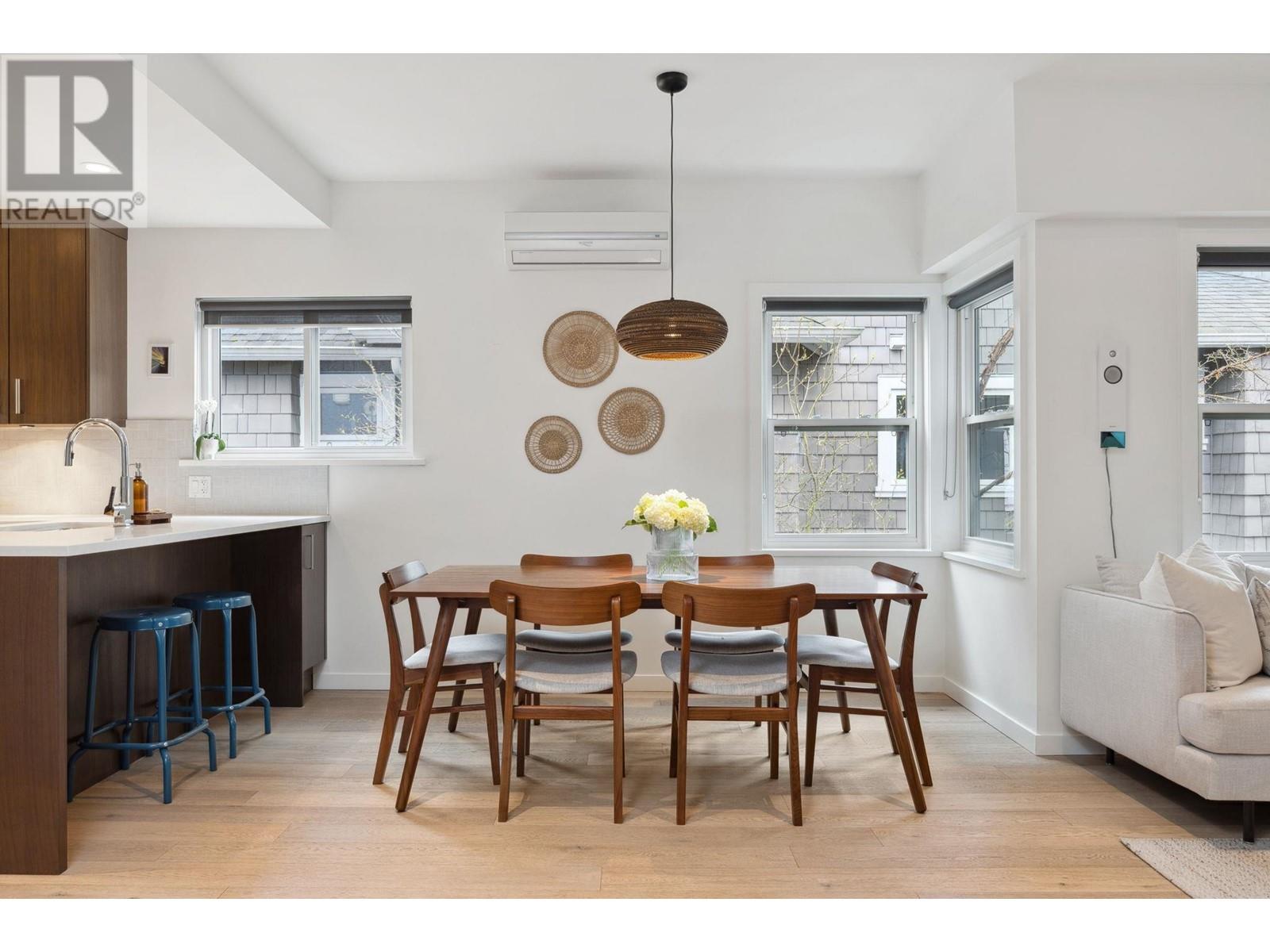 1829 W 13th Avenue, Vancouver, British Columbia  V6J 2H4 - Photo 11 - R2981493