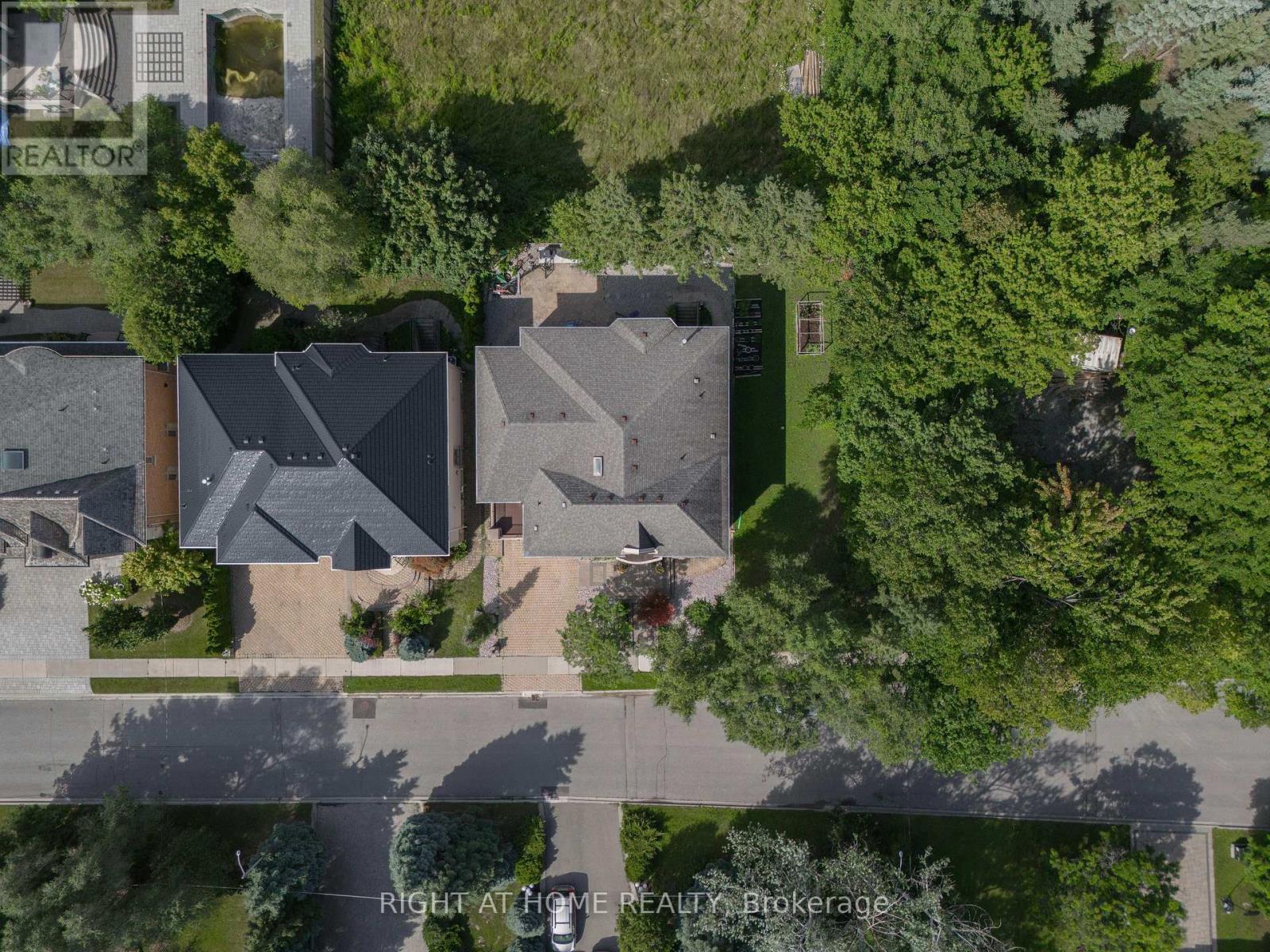 Property at 286 FERN AVENUE image 3