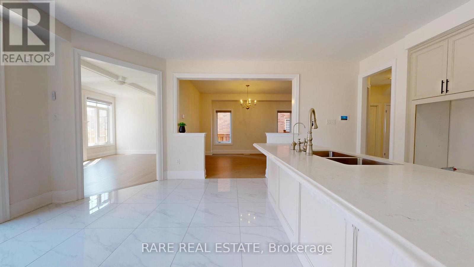 Property at 34 ROSEWELL CRESCENT image 4