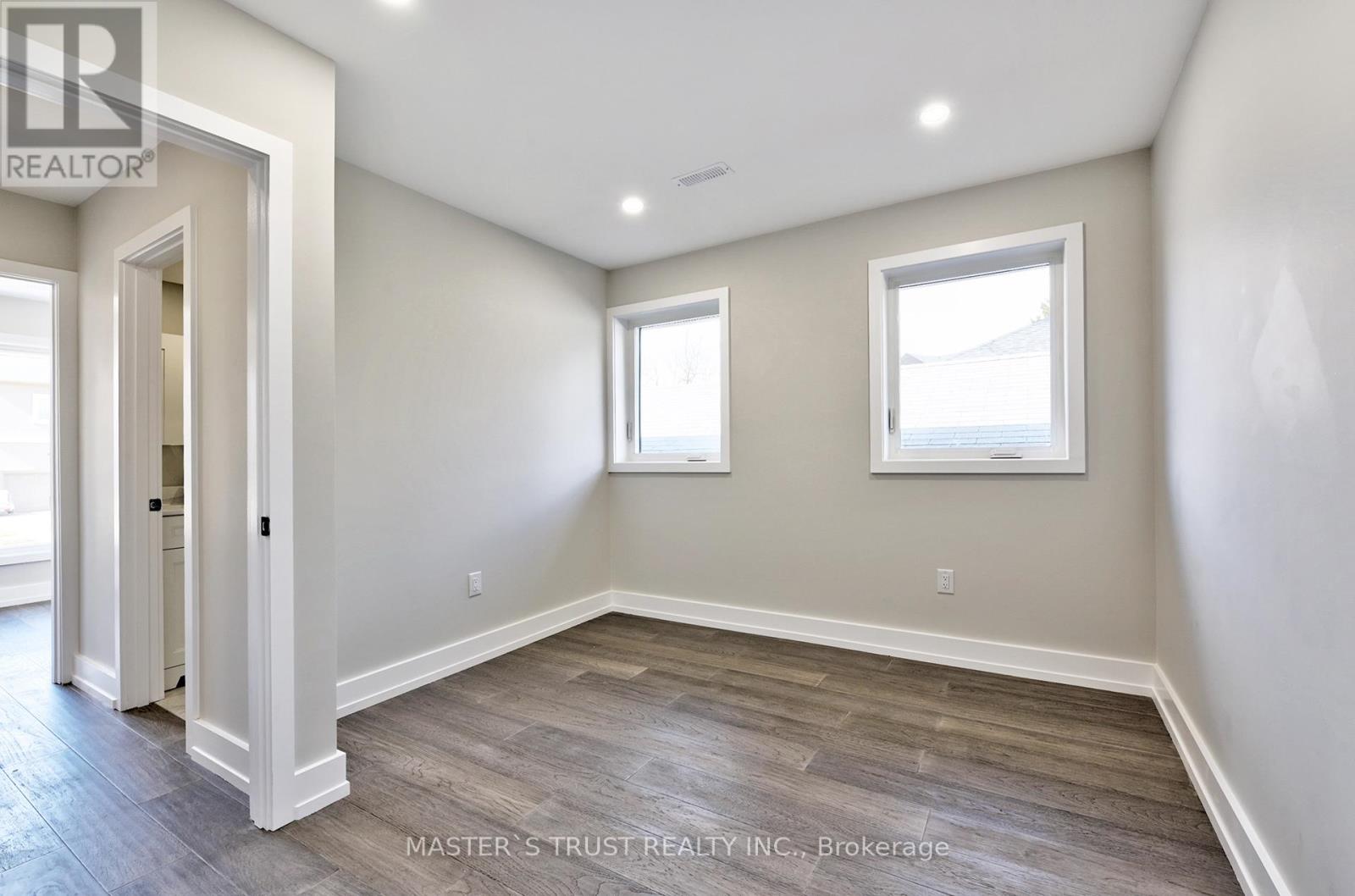 Unit 1 - 28 Florence Drive, Oakville, Ontario  L6K 1V6 - Photo 16 - W12041261