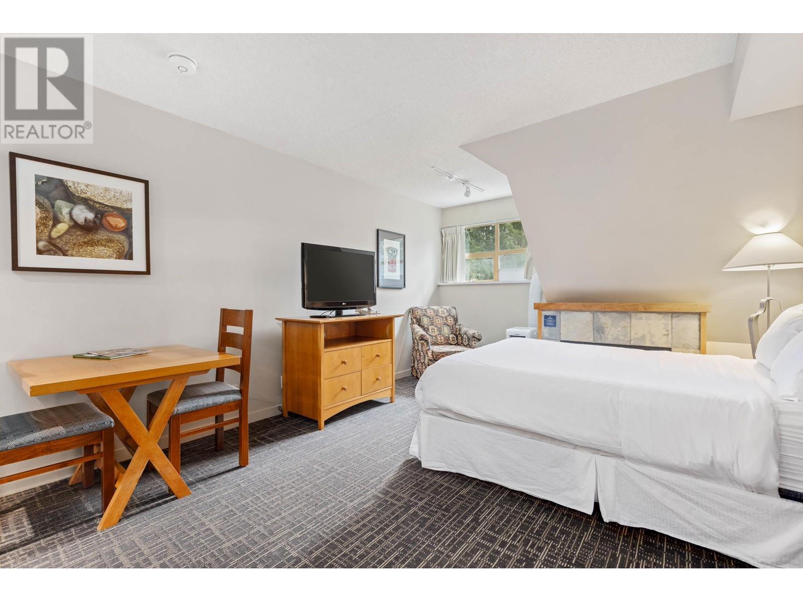 4407 4295 Blackcomb Way, Whistler, British Columbia  V8E 0X2 - Photo 4 - R2981997