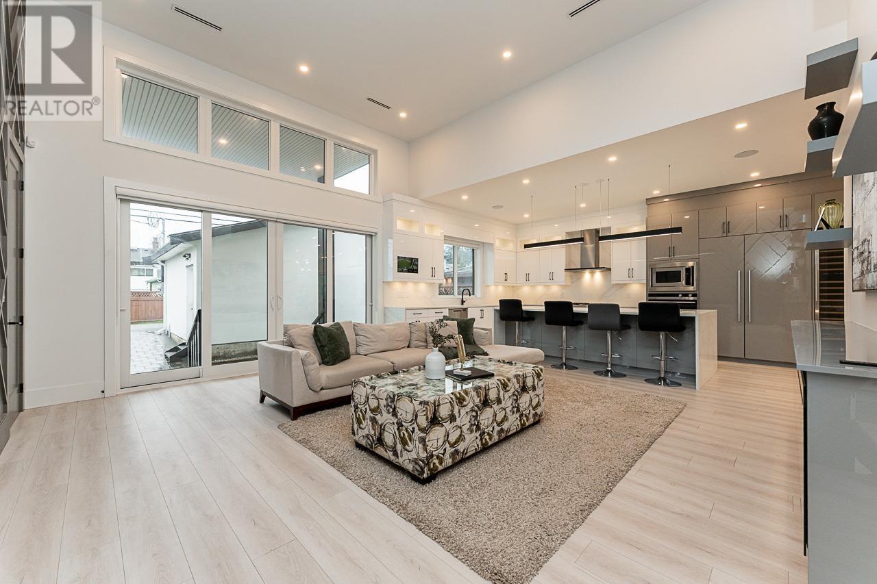 6807 Strathmore Avenue, Burnaby, British Columbia  V5E 3H8 - Photo 12 - R2982005
