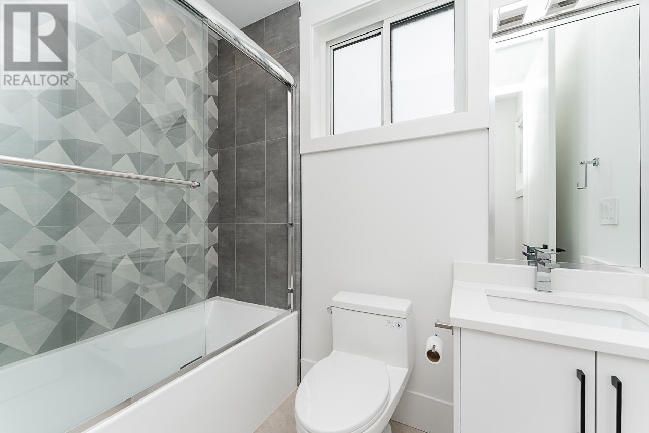 6807 Strathmore Avenue, Burnaby, British Columbia  V5E 3H8 - Photo 25 - R2982005