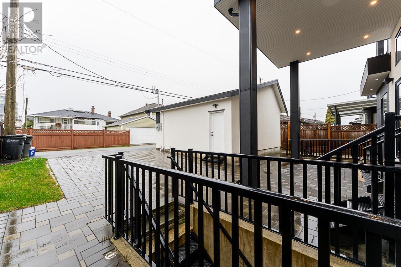 6807 Strathmore Avenue, Burnaby, British Columbia  V5E 3H8 - Photo 37 - R2982005