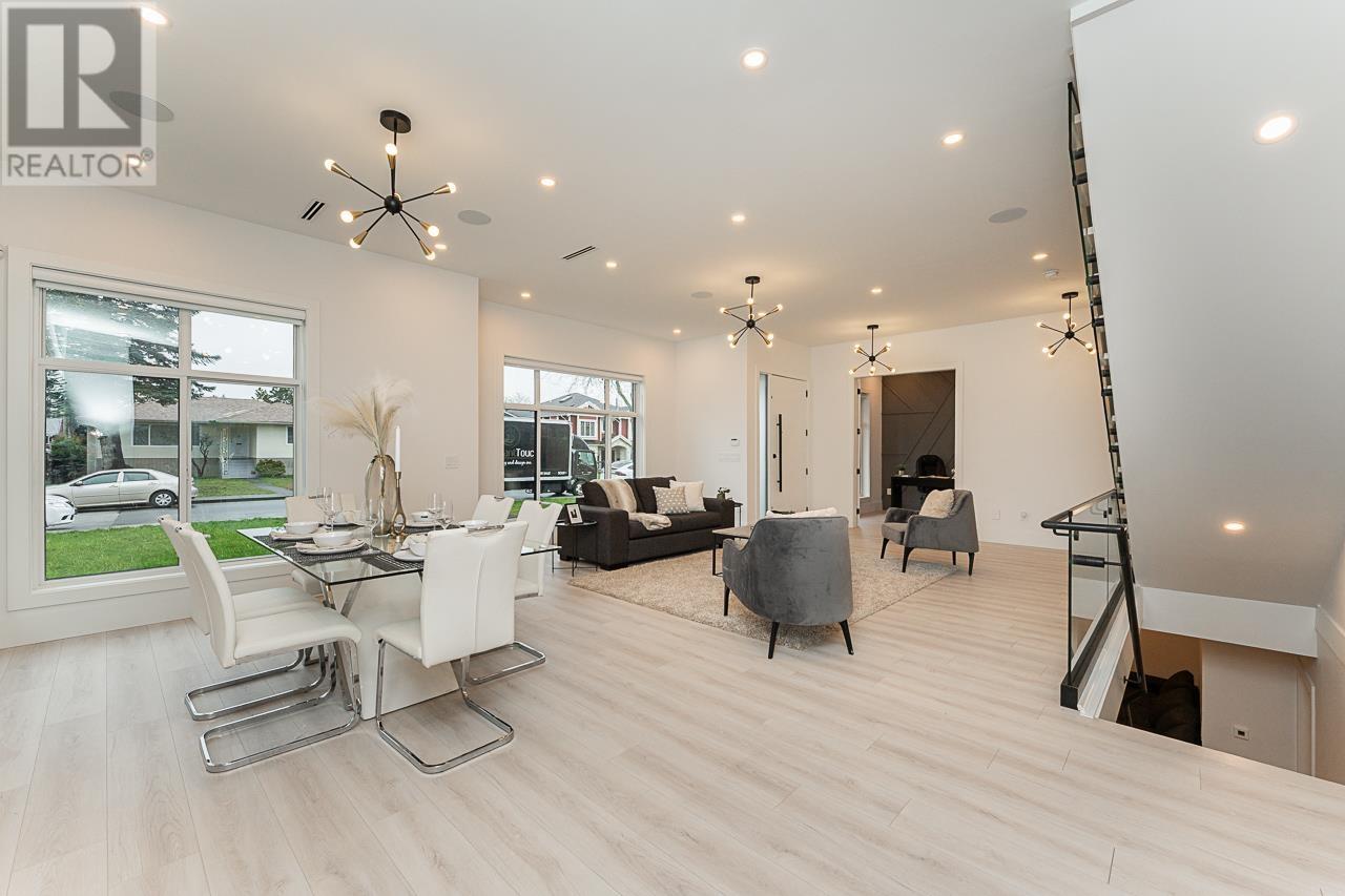 6807 Strathmore Avenue, Burnaby, British Columbia  V5E 3H8 - Photo 5 - R2982005