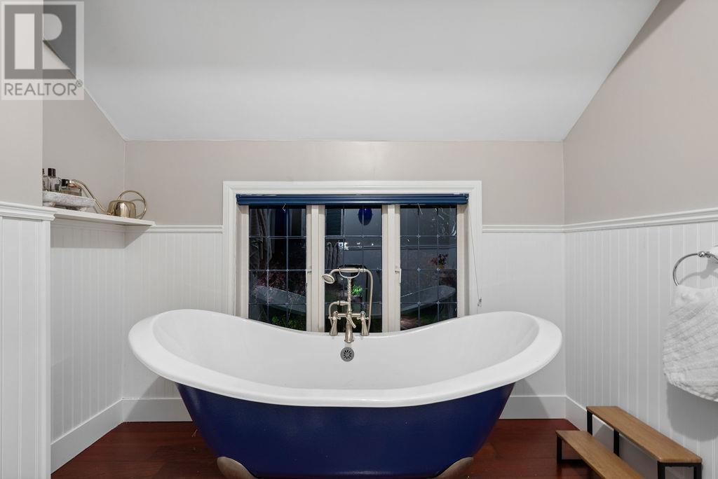 1045 Cortell Street, North Vancouver, British Columbia  V7P 2A2 - Photo 30 - R2982006