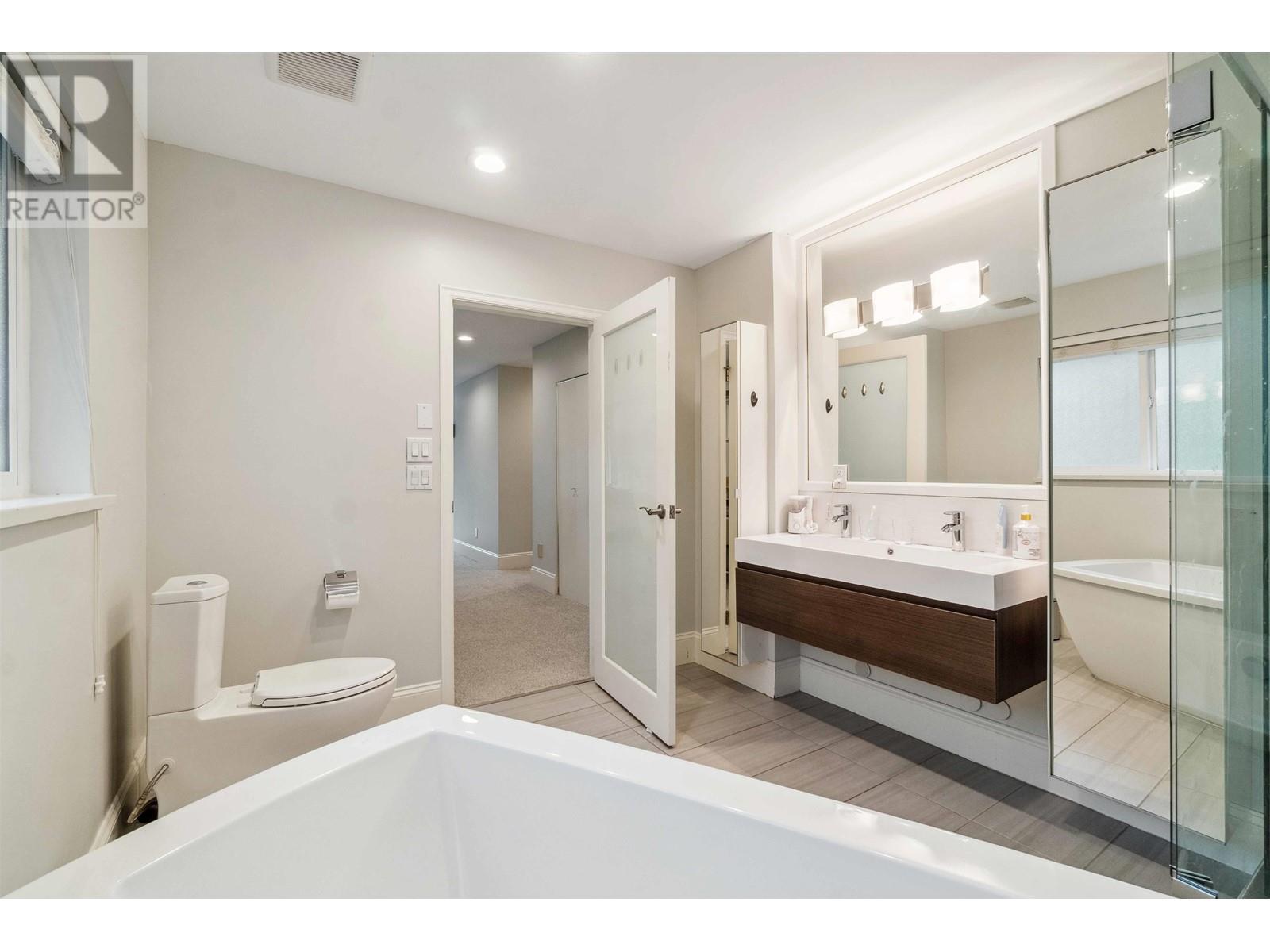 2627 Tempe Knoll Drive, North Vancouver, British Columbia  V7N 4J8 - Photo 25 - R2981947