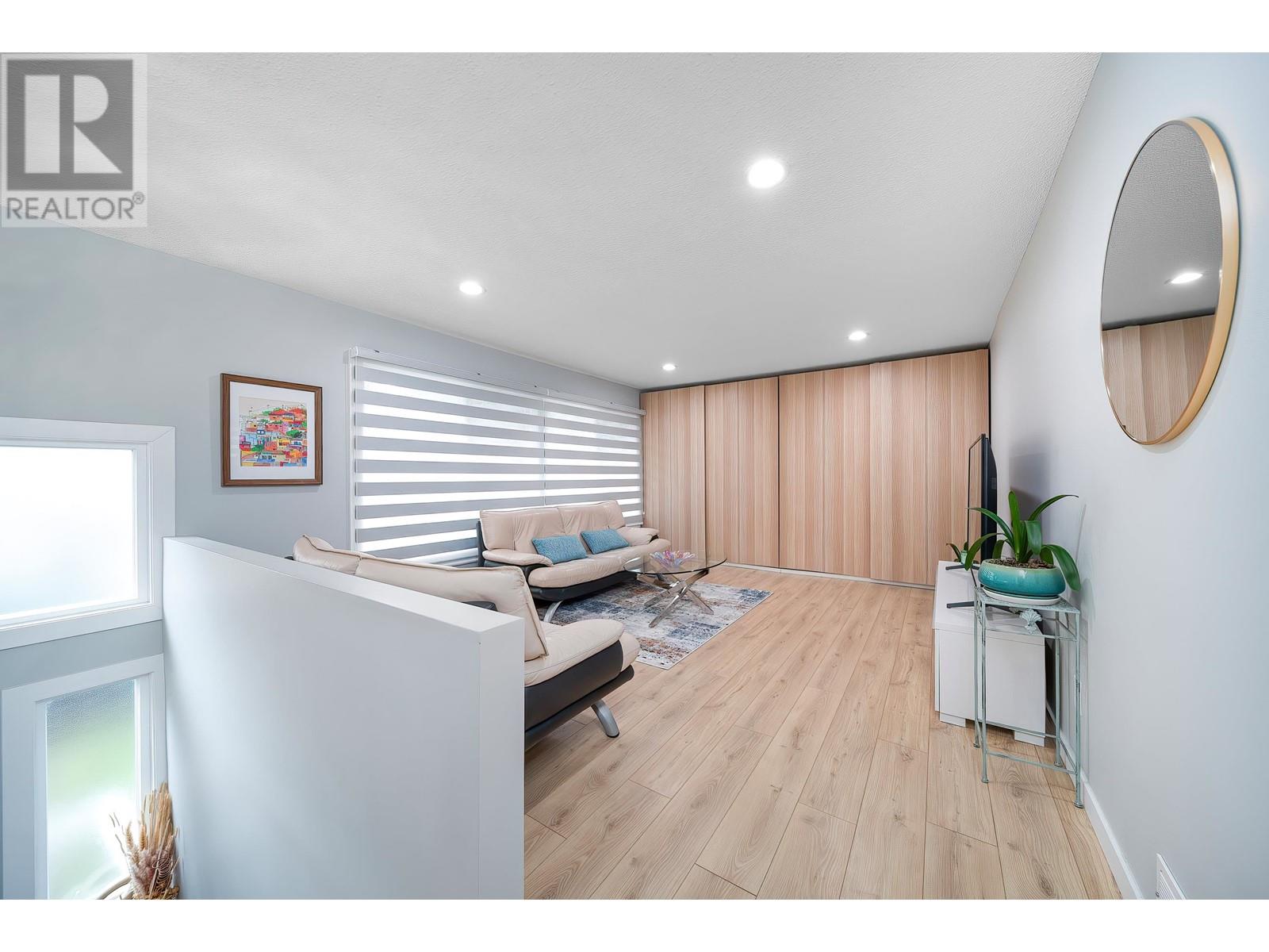 2615 Kitchener Avenue, Port Coquitlam, British Columbia  V3B 2B5 - Photo 8 - R2981975