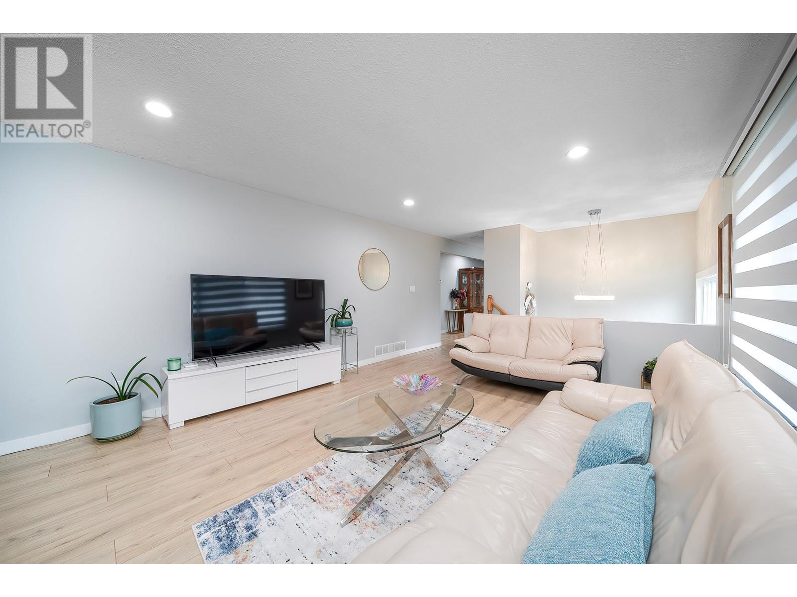 2615 Kitchener Avenue, Port Coquitlam, British Columbia  V3B 2B5 - Photo 11 - R2981975