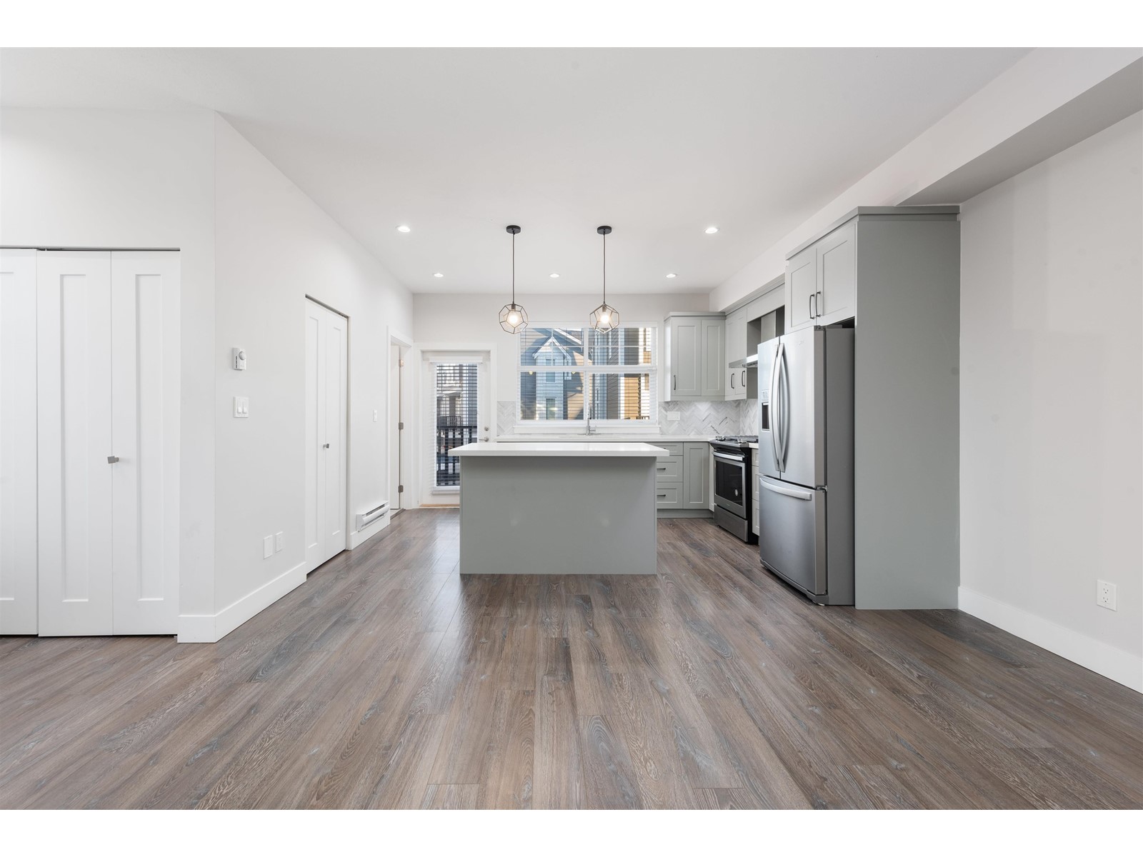 63 14541 Winter Crescent, Surrey, British Columbia  V4P 0G5 - Photo 3 - R2982021