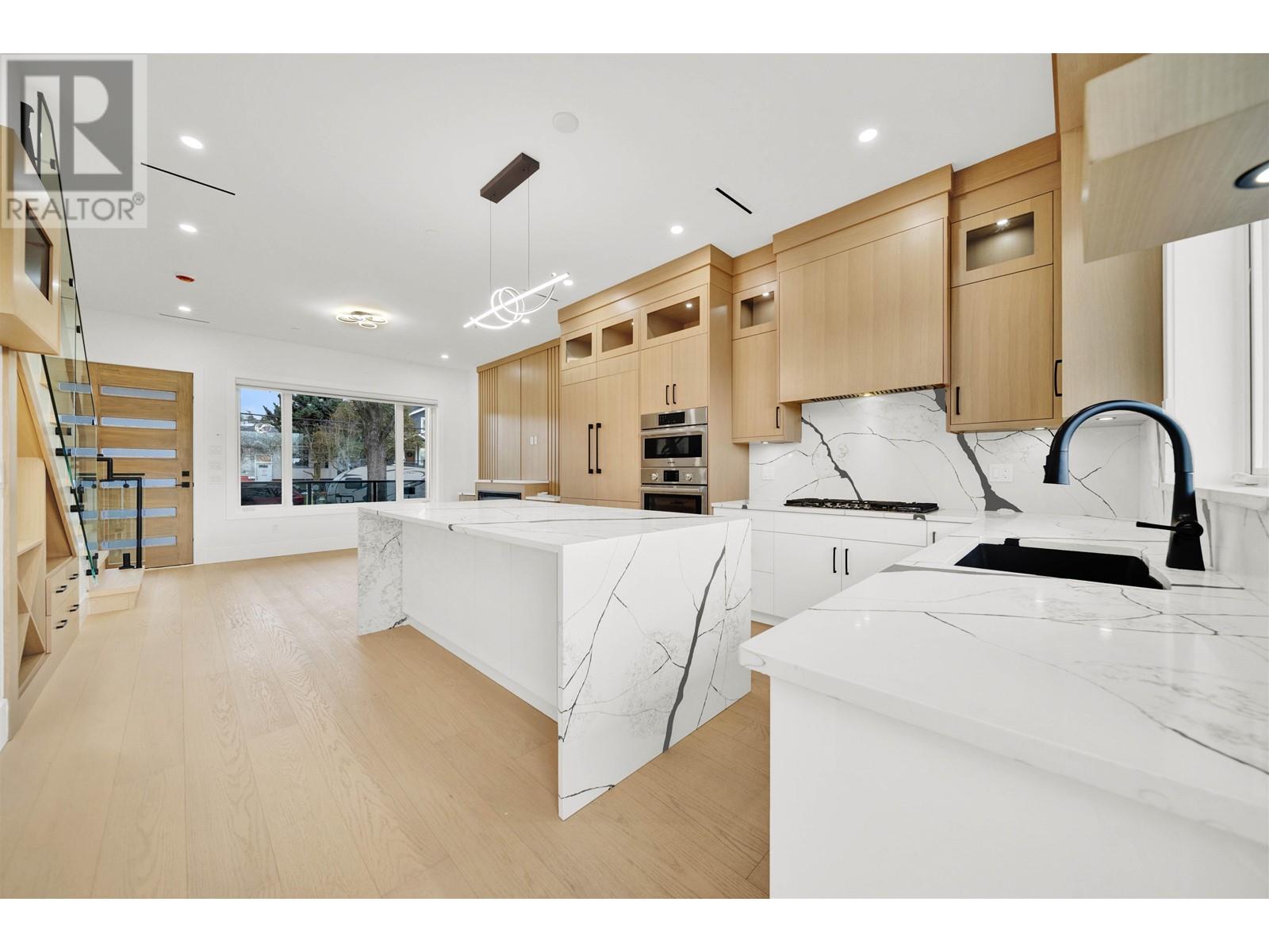 6157 Arlington Street, Vancouver, British Columbia  V5S 3N4 - Photo 11 - R2981519