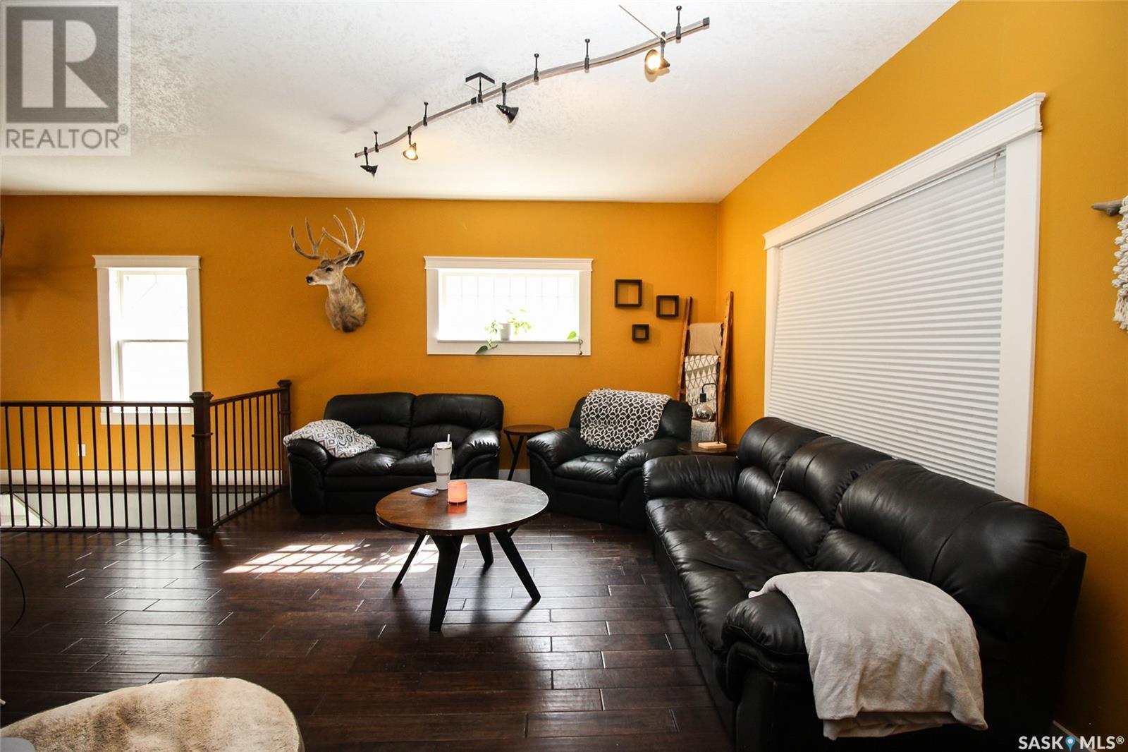 538 1st Street E, Shaunavon, Saskatchewan  S0N 2M0 - Photo 5 - SK988930