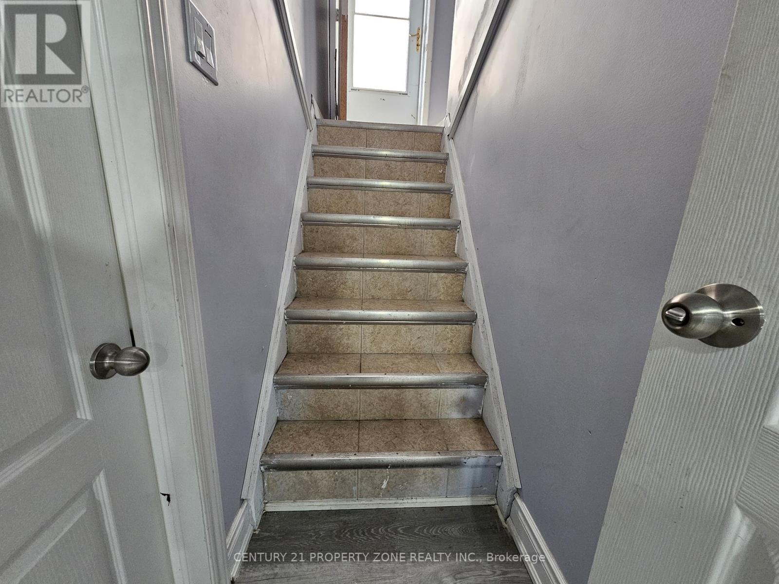 481 Glover Rd Road W, Hamilton, Ontario  L8E 5C6 - Photo 2 - X12041300
