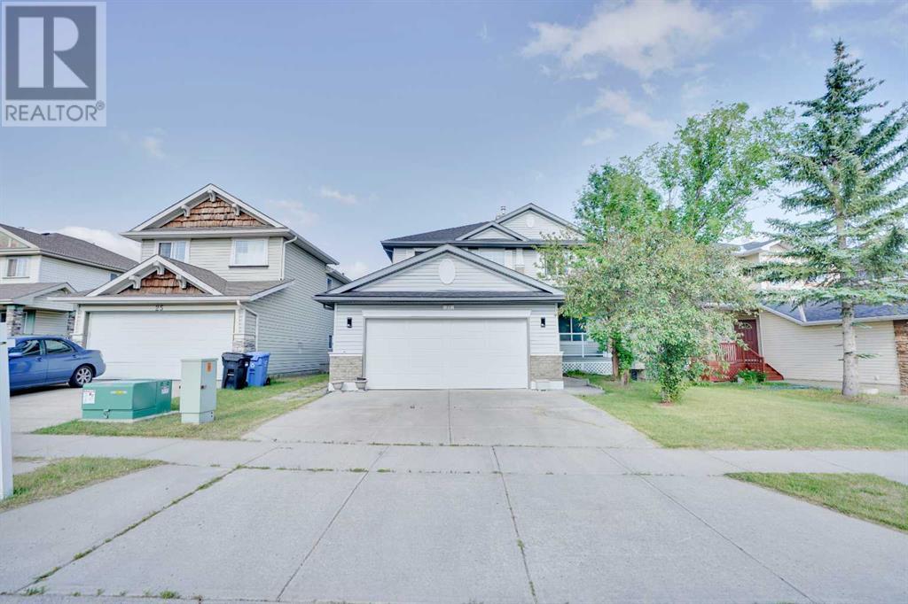 Property at 21 Panorama Hills Way NW image 2