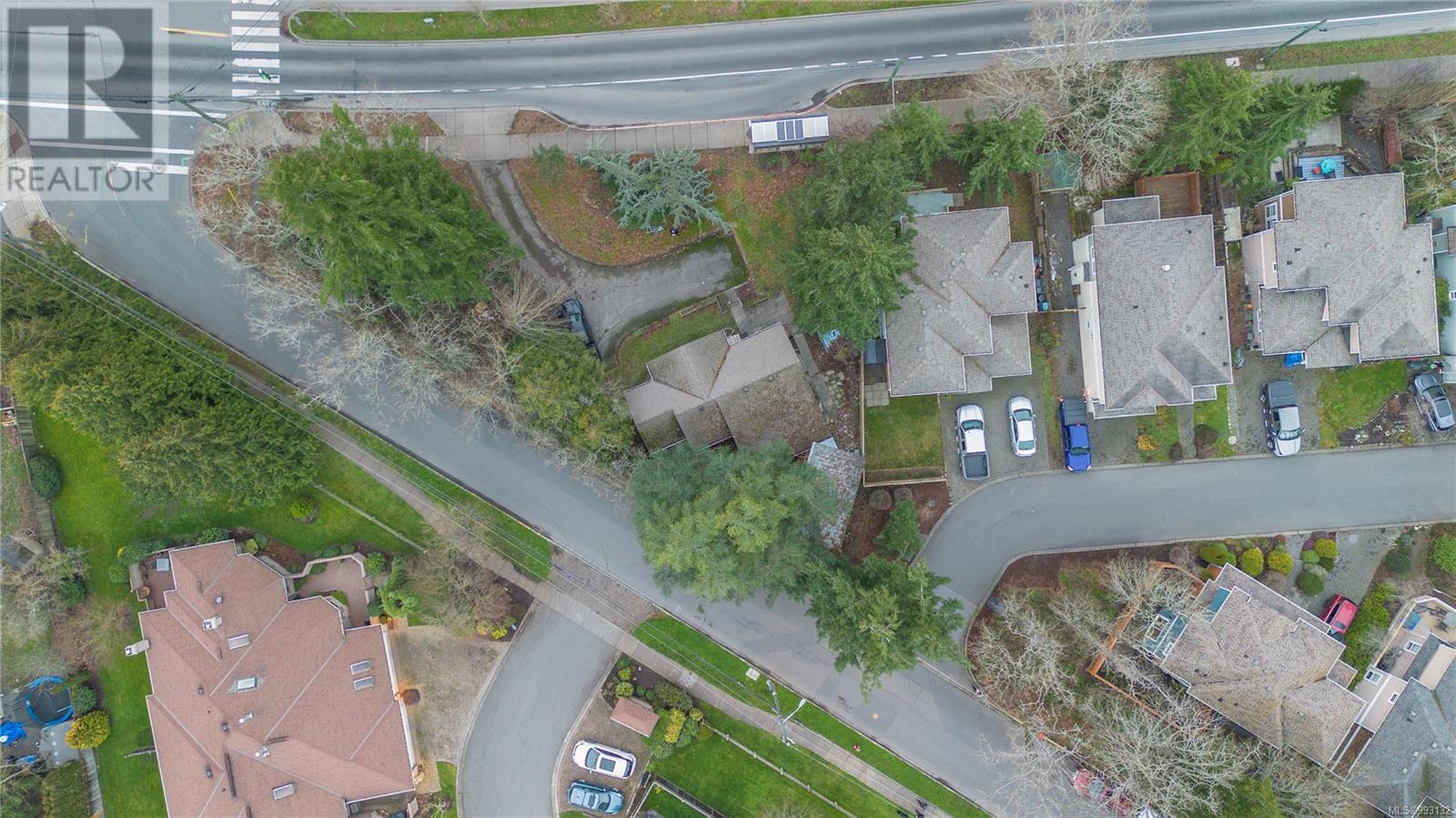 Property at 4567 West Saanich Rd image 2