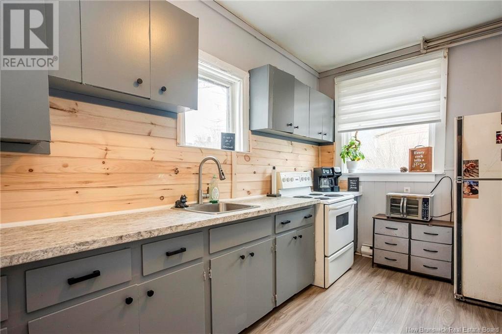 Property at 413 Prince Street image 2