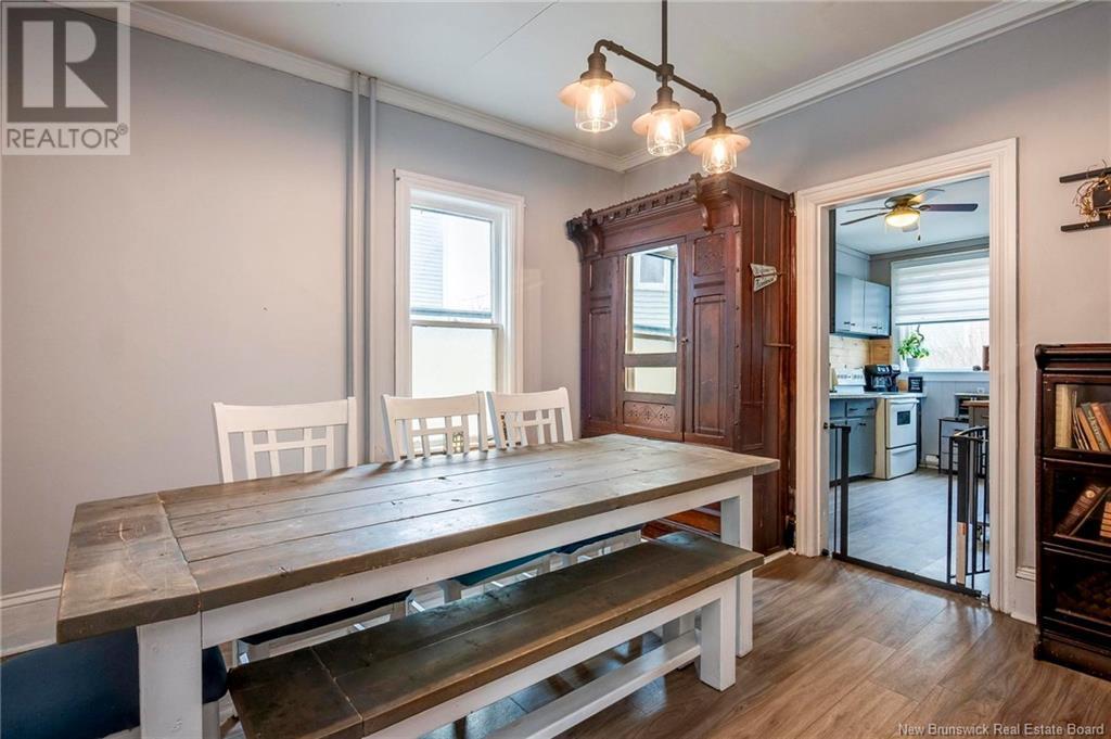 Property at 413 Prince Street image 4