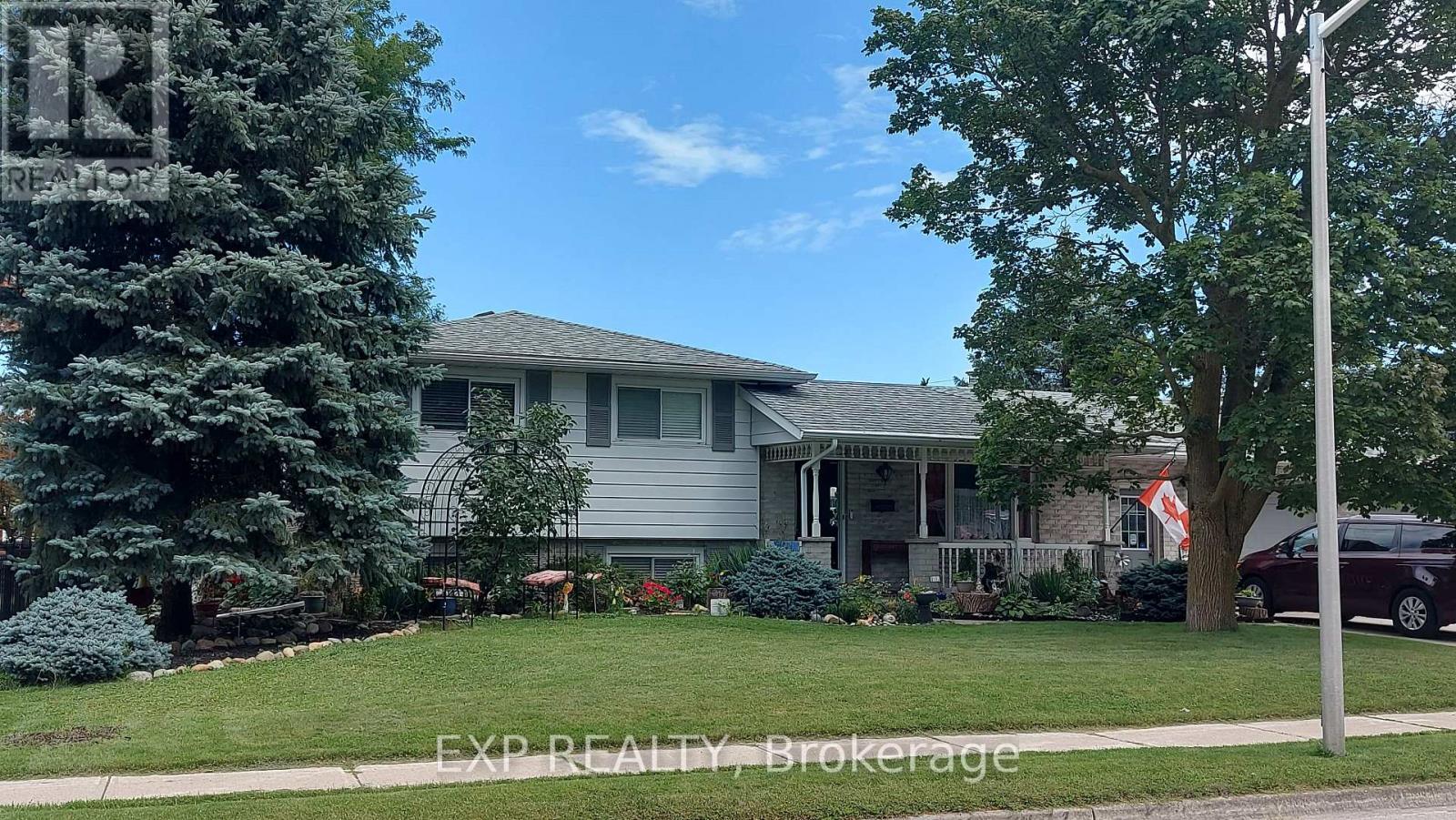 96 LANGFORD DRIVE, Lucan Biddulph, Ontario