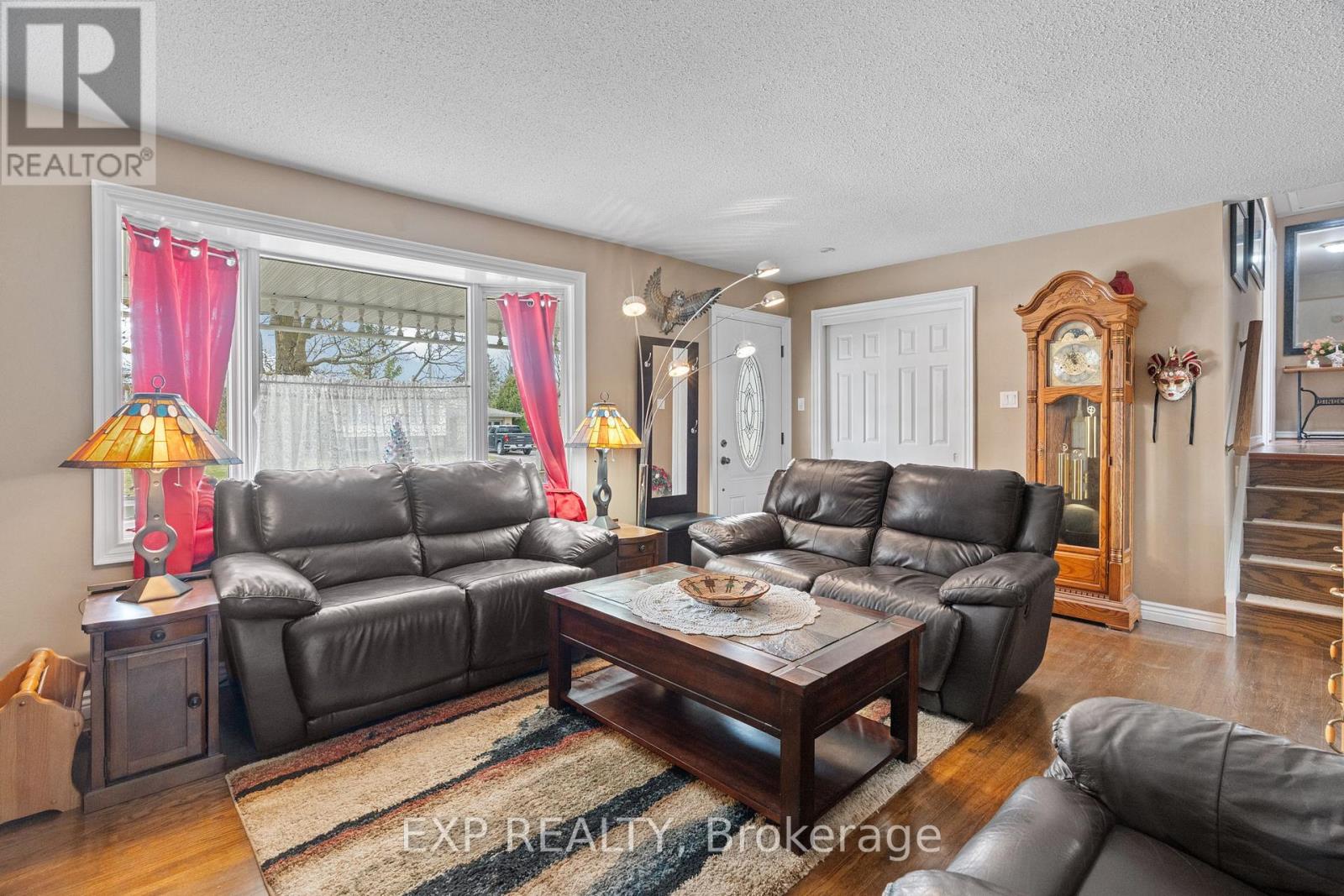 Photo 9 of 46 for 96 Langford Drive
