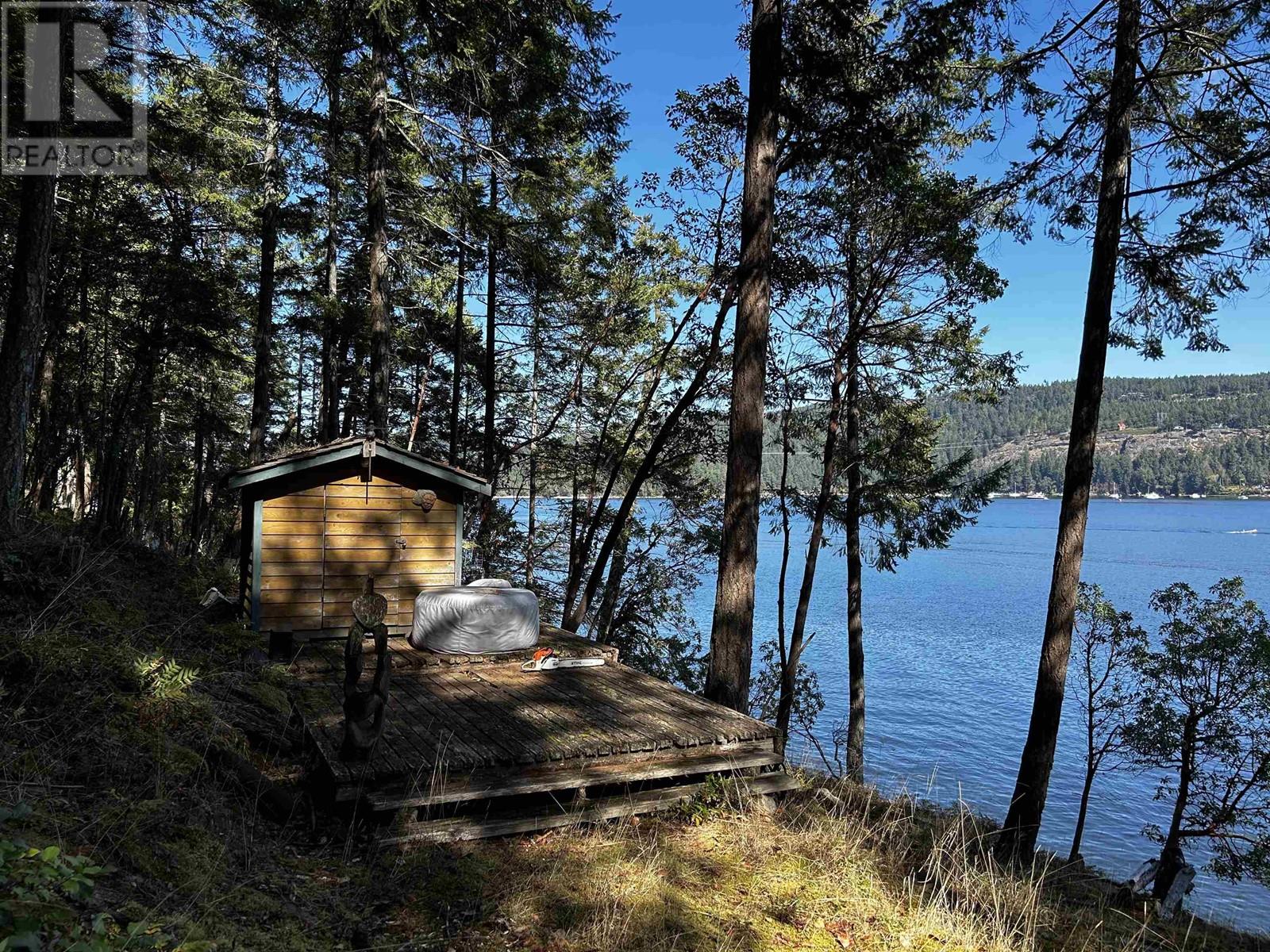 762 Ridge Road, Galiano Island, British Columbia  V0N 1P0 - Photo 15 - R2813828