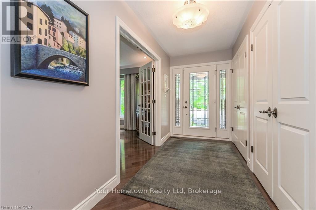Property at 68 WATER STREET E image 4