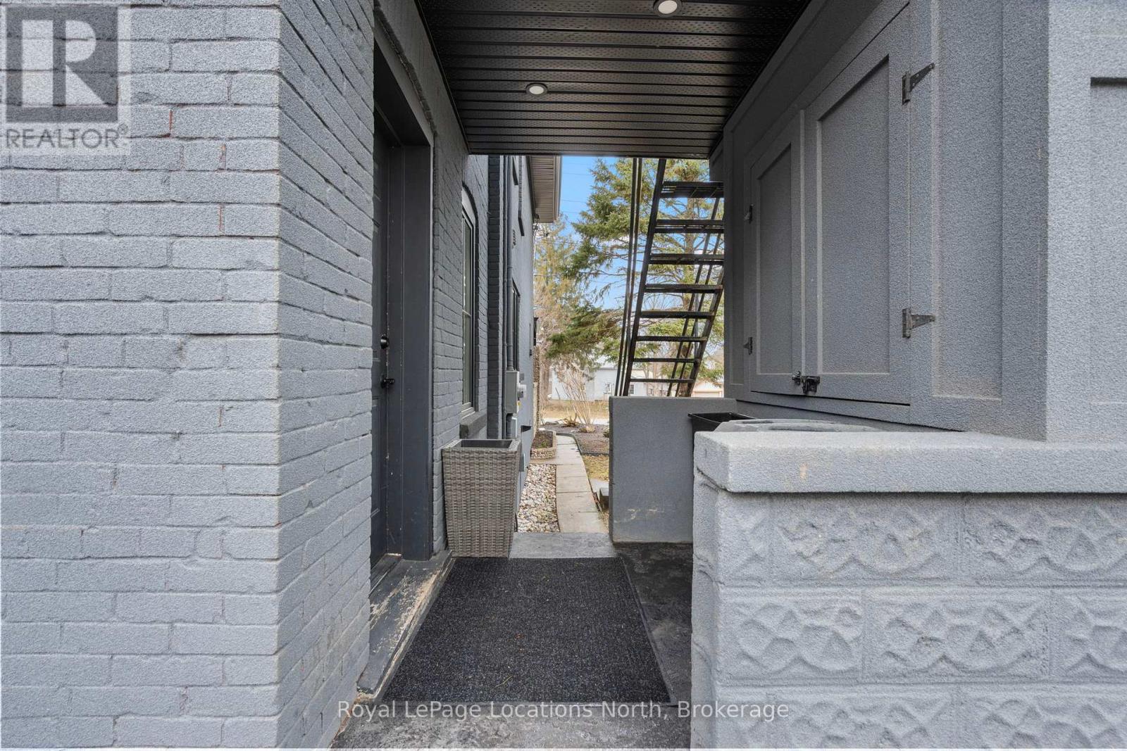 43 Marshall Street W, Meaford, Ontario  N4L 1E4 - Photo 45 - X12041421